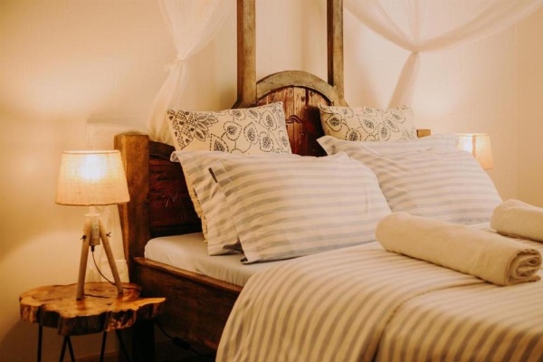 Mambo Hideaway image 14